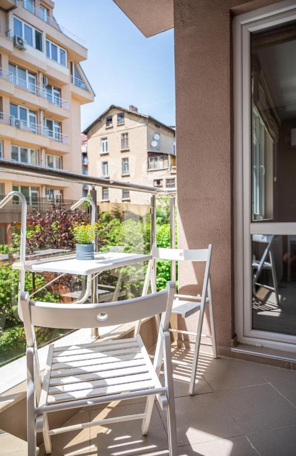 Elegant Spotless Apartment In Sofia Center Bagian luar foto