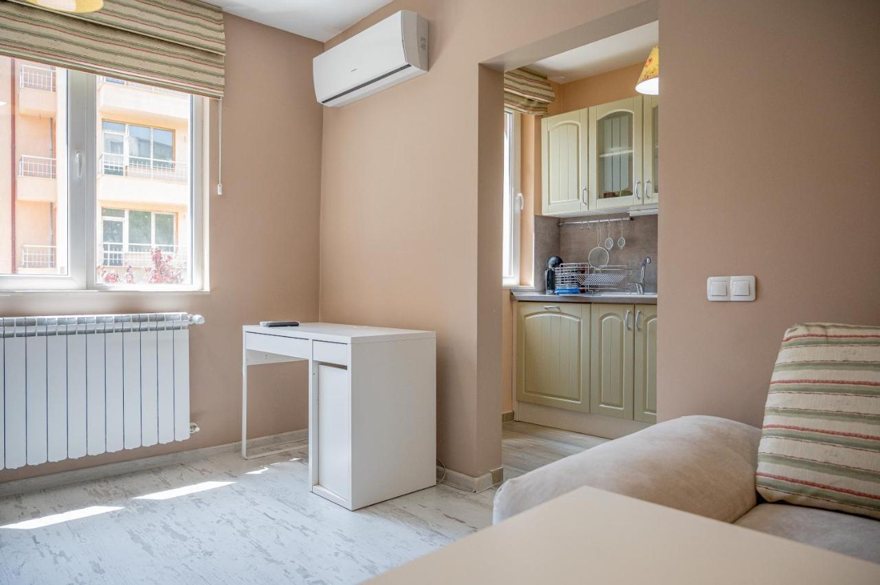 Elegant Spotless Apartment In Sofia Center Bagian luar foto