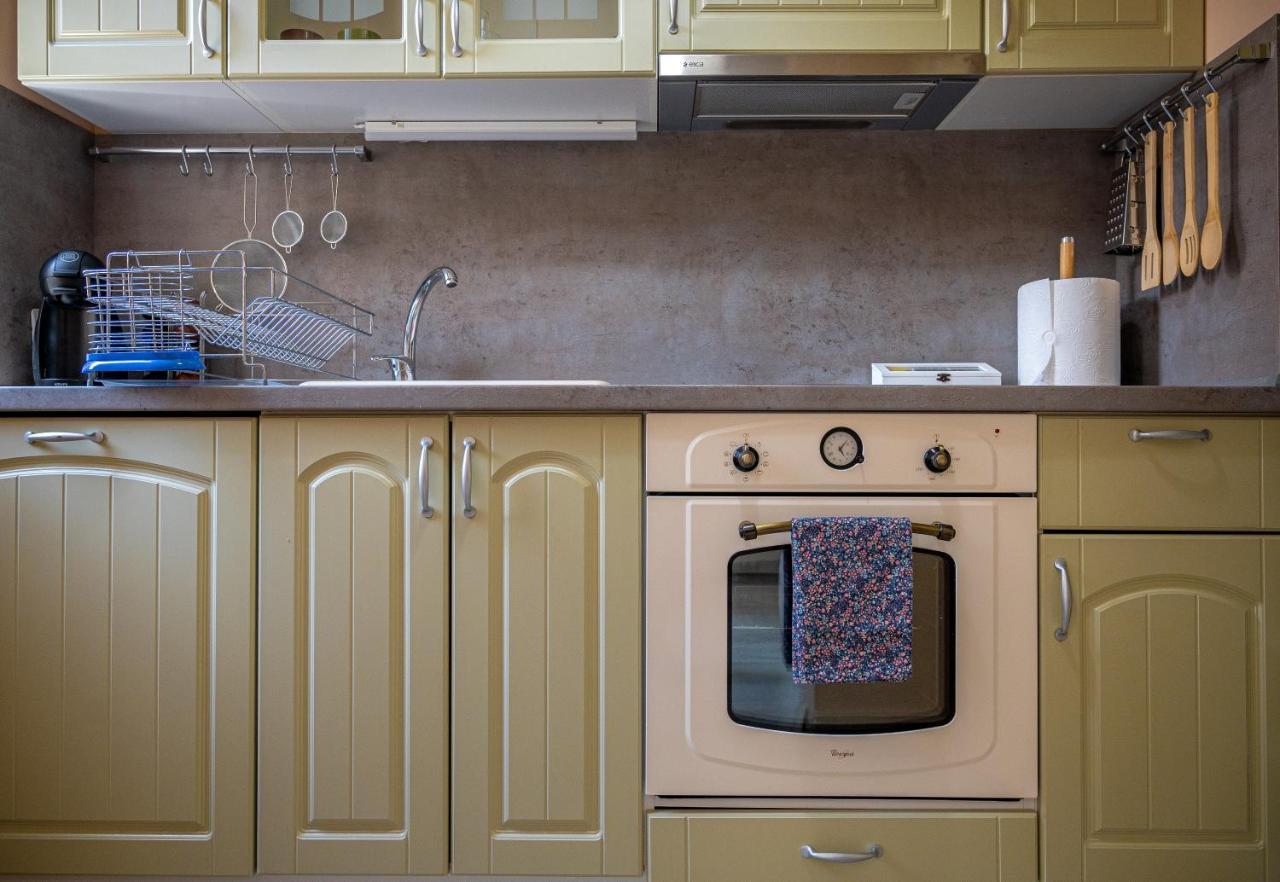 Elegant Spotless Apartment In Sofia Center Bagian luar foto