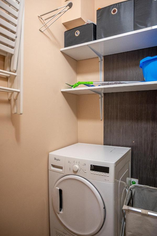 Elegant Spotless Apartment In Sofia Center Bagian luar foto