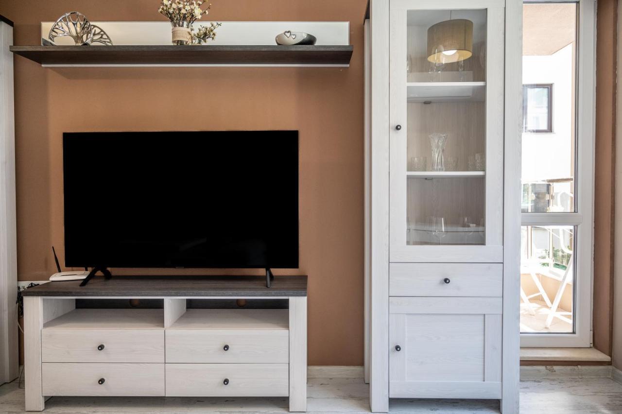 Elegant Spotless Apartment In Sofia Center Bagian luar foto